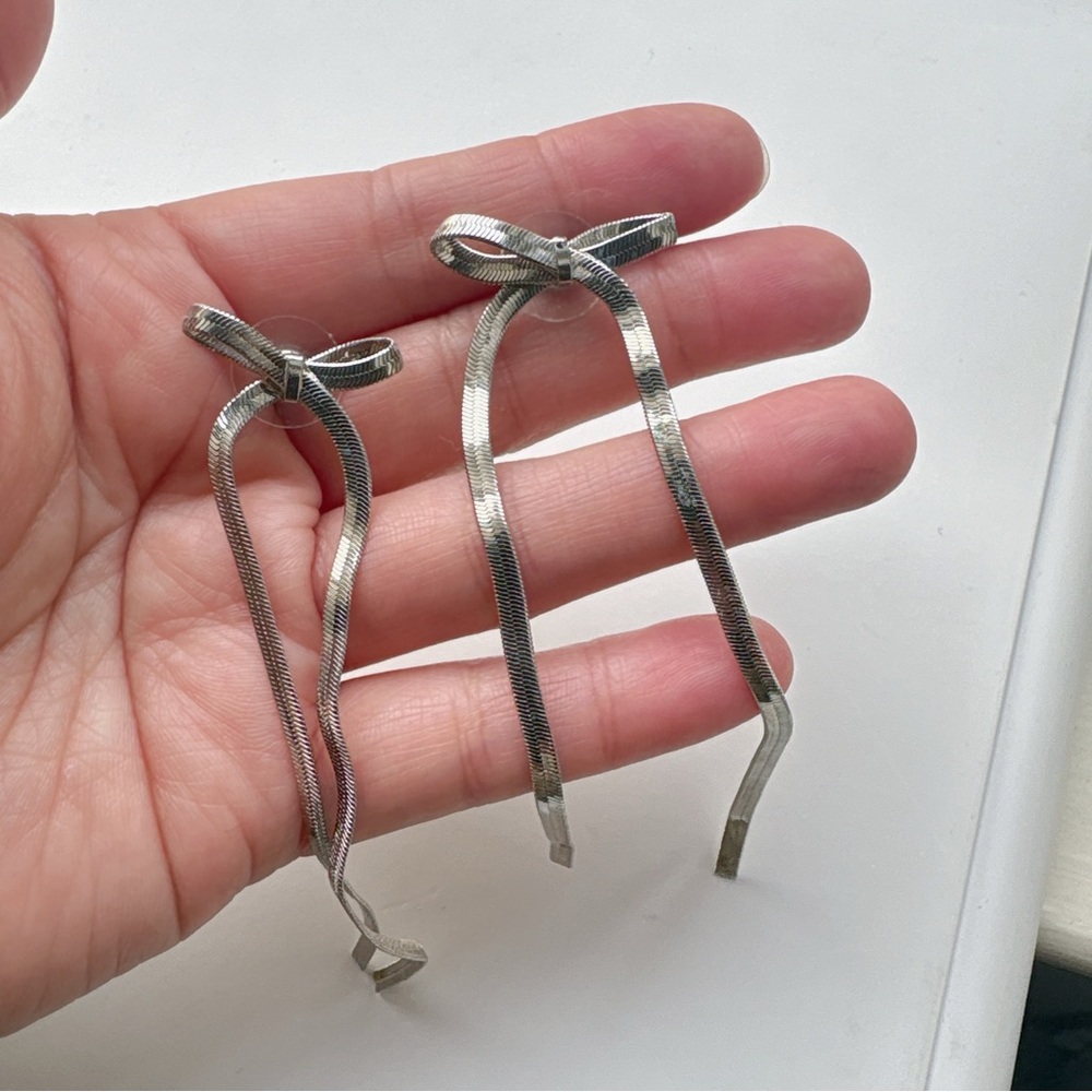 Silver Ribbon Drop Earrings - Picture 4 of 4